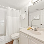 2nd/3rd Story Spare Bathroom